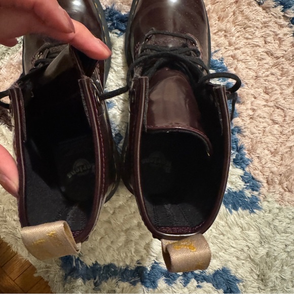 Dr Martens VEGAN 1460 LACE UP BOOTS Cherry Red — Oxford Rub Off Size L 7 - Picture 5 of 13